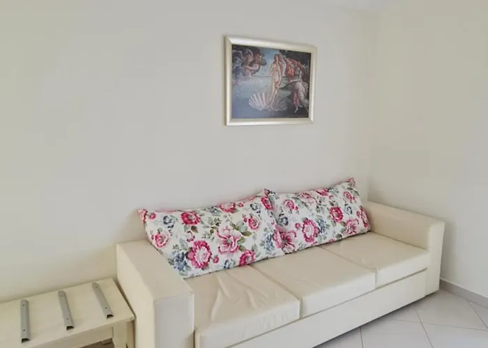 Rania Aparthotel