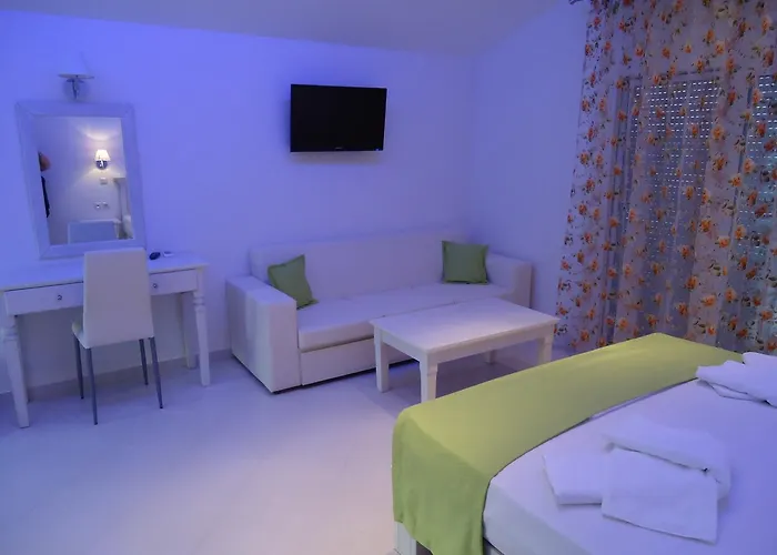 Rania Aparthotel