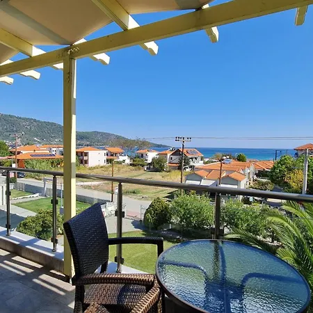 Rania Apartahotel 3*